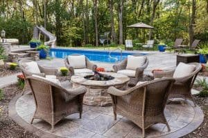 outdoor hardscape contractors